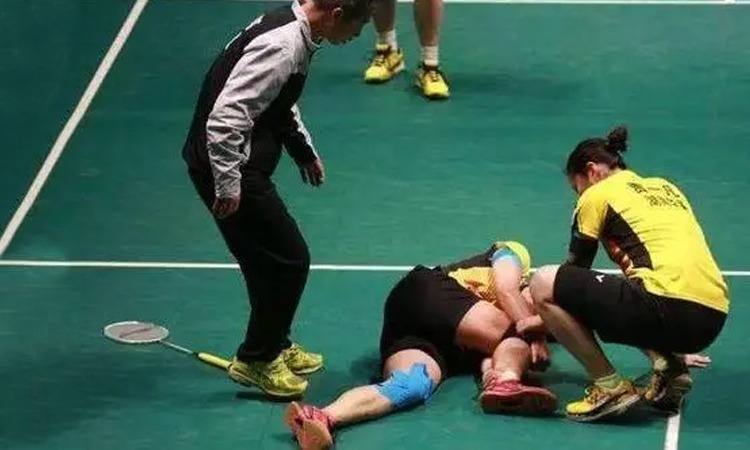 马卡：阿坎吉被推荐给皇马，球员希望离开曼城寻找新机会